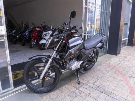 YAMAHA Fazer YS 150 ED, Foto 3