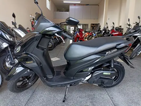 YAMAHA Fluo 125 ABS, Foto 2