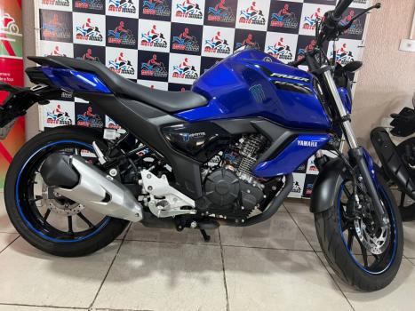 YAMAHA FZ 15 Fazer ABS, Foto 6