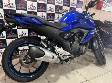 YAMAHA FZ 15 Fazer ABS, Foto 8