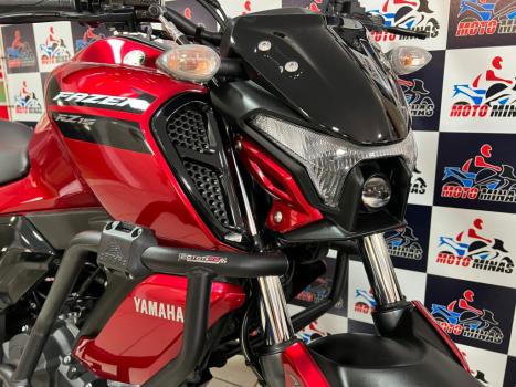 YAMAHA FZ 15 Fazer ABS, Foto 10