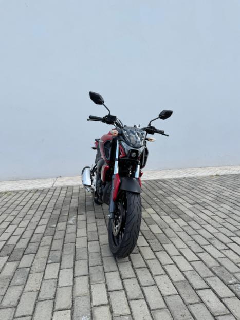YAMAHA FZ 15 Fazer ABS, Foto 6