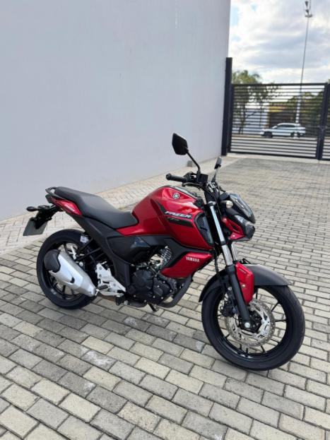 YAMAHA FZ 15 Fazer ABS, Foto 8