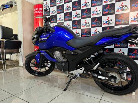 YAMAHA FZ 15 Fazer ABS, Foto 4