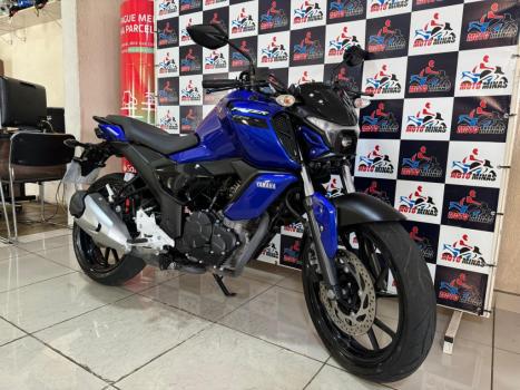 YAMAHA FZ 15 Fazer ABS, Foto 7