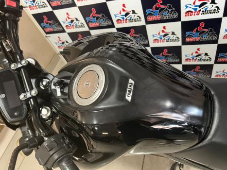 YAMAHA FZ 15 Fazer ABS, Foto 6