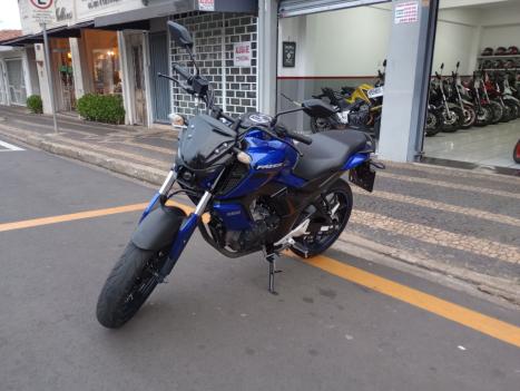 YAMAHA FZ 15 Fazer ABS, Foto 3