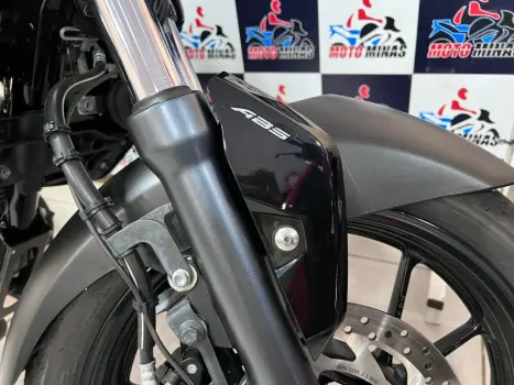 YAMAHA FZ 15 Fazer ABS, Foto 14