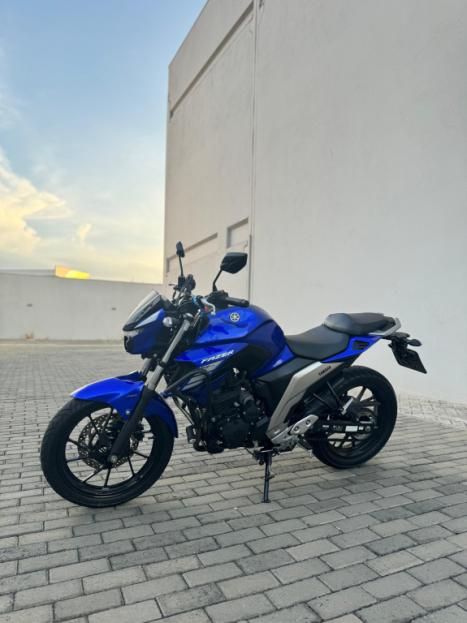 YAMAHA FZ 25 250 Fazer Flex , Foto 2