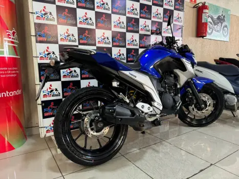 YAMAHA FZ 25 250 Fazer Flex , Foto 10