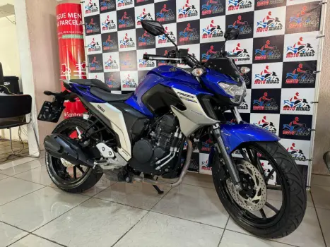 YAMAHA FZ 25 250 Fazer Flex , Foto 9