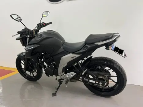 YAMAHA FZ 25 250 Fazer Flex , Foto 6