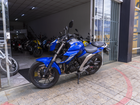 YAMAHA FZ 25 250 Fazer Flex , Foto 3