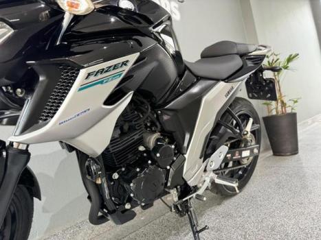 YAMAHA FZ 25 250 Fazer Flex , Foto 17