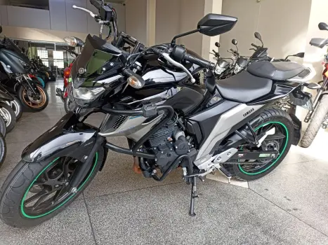 YAMAHA FZ 25 250 Fazer Flex , Foto 4