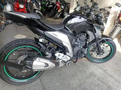 YAMAHA FZ 25 250 Fazer Flex , Foto 9