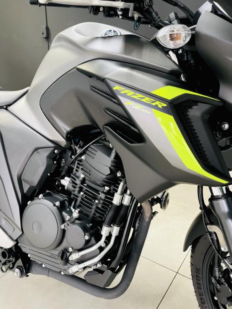 YAMAHA FZ 25 250 Fazer Flex , Foto 6