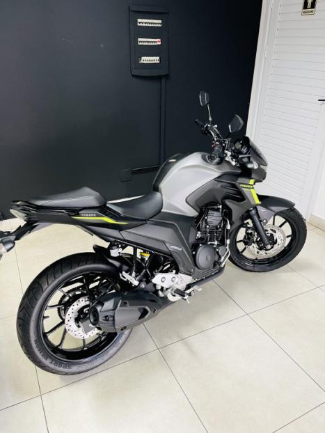 YAMAHA FZ 25 250 Fazer Flex , Foto 14