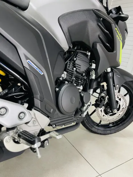 YAMAHA FZ 25 250 Fazer Flex , Foto 19