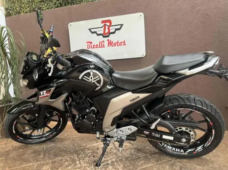 YAMAHA FZ 25 250 Fazer Flex , Foto 8