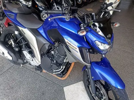 YAMAHA FZ 25 250 Fazer Flex , Foto 3