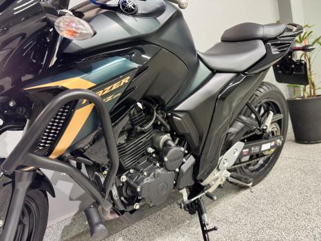 YAMAHA FZ 25 250 Fazer Flex , Foto 16