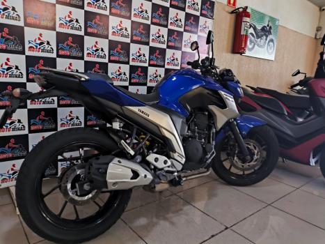 YAMAHA FZ 25 250 Fazer Flex , Foto 10