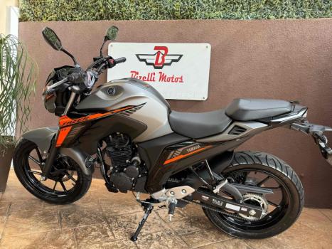 YAMAHA FZ 25 250 Fazer Flex , Foto 8