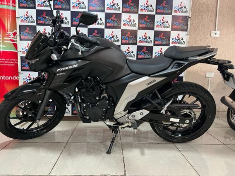 YAMAHA FZ 25 250 Fazer Flex , Foto 1