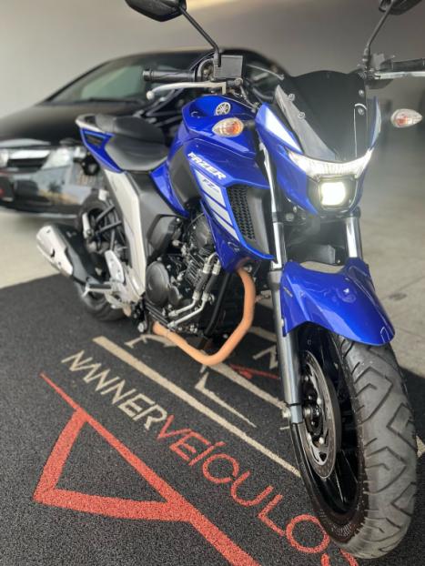 YAMAHA FZ 25 250 Fazer Flex , Foto 3
