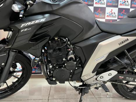 YAMAHA FZ 25 250 Fazer Flex , Foto 4