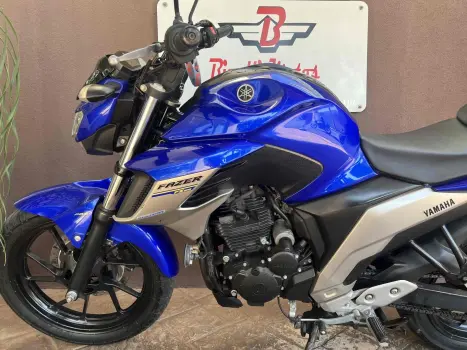 YAMAHA FZ 25 250 Fazer Flex , Foto 4