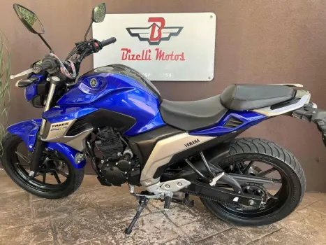 YAMAHA FZ 25 250 Fazer Flex , Foto 8