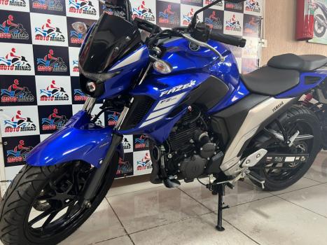 YAMAHA FZ 25 250 Fazer Flex , Foto 3