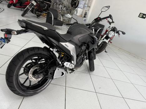 YAMAHA FZ 25 250 Fazer Flex , Foto 3