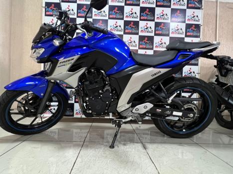 YAMAHA FZ 25 250 Fazer Flex , Foto 1