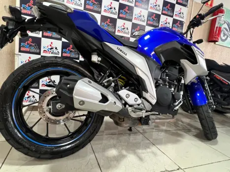 YAMAHA FZ 25 250 Fazer Flex , Foto 9