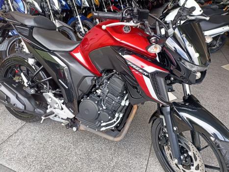 YAMAHA FZ 25 250 Fazer Flex , Foto 3