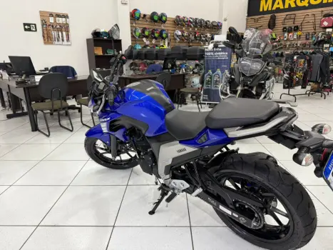 YAMAHA FZ 25 250 Fazer Flex , Foto 3