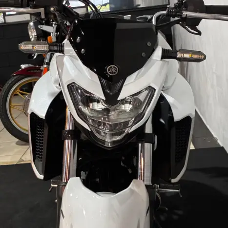 YAMAHA FZ 25 250 Fazer Flex , Foto 15