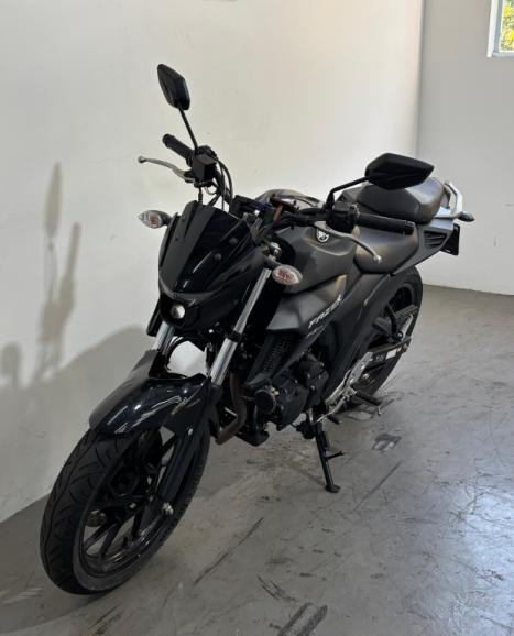 YAMAHA FZ 25 250 Fazer Flex , Foto 5