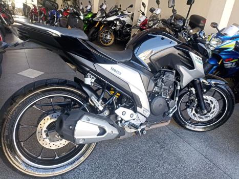 YAMAHA FZ 25 250 Fazer Flex , Foto 9