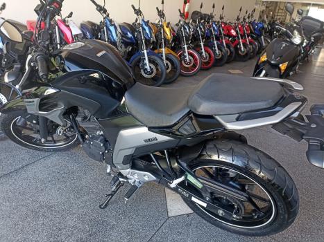YAMAHA FZ 25 250 Fazer Flex , Foto 10