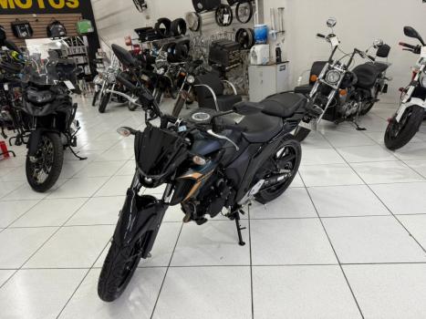 YAMAHA FZ 25 250 Fazer Flex , Foto 2