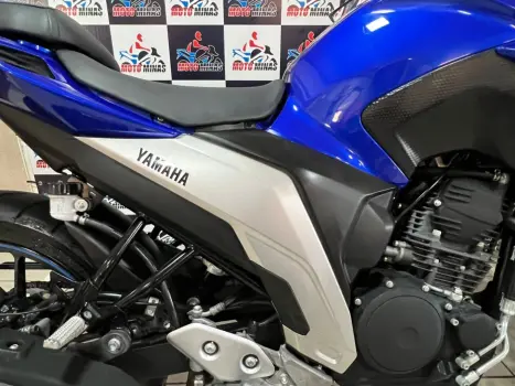 YAMAHA FZ 25 250 Fazer Flex , Foto 10