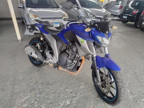 YAMAHA FZ 25 250 Fazer Flex , Foto 1