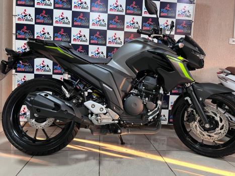 YAMAHA FZ 25 250 Fazer Flex , Foto 6