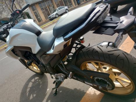 YAMAHA FZ 25 250 Fazer Flex , Foto 4