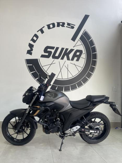 YAMAHA FZ 25 250 Fazer Flex , Foto 1