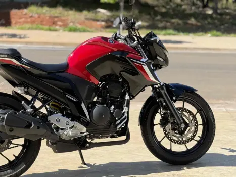 YAMAHA FZ 25 250 Fazer Flex , Foto 3